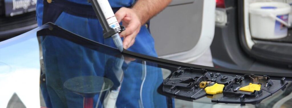 Scheibentausch am Auto